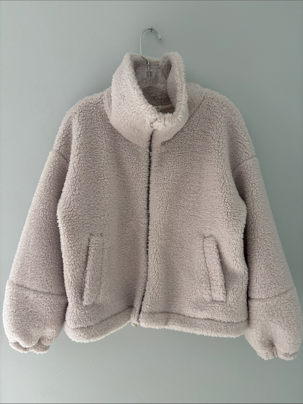 lululemon Plush Cream Colored Sherpa Style Jacket